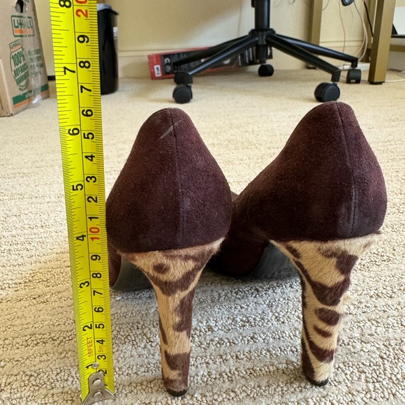 Valentino Garavani | Brown Suede Stiletto Pumps w/ Leopard Heels | Size US 8.5 - Picture 5 of 5